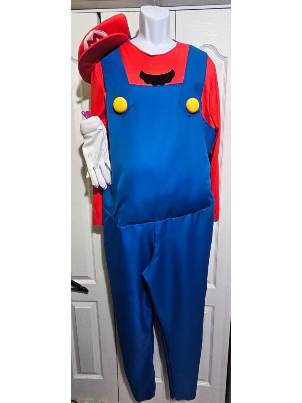 Super Mario Adult Costume with Plush Belly Halloween Nintendo Disguise Mens L/XL